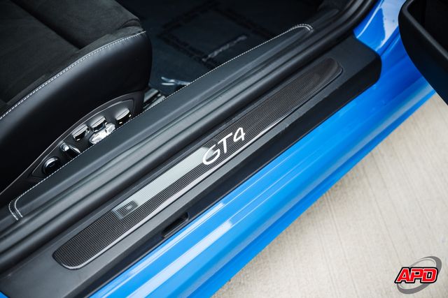 2022 Porsche 718 Cayman GT4 2022 Porsche 718 Cayman GT4