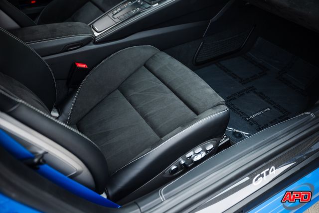 2022 Porsche 718 Cayman GT4 2022 Porsche 718 Cayman GT4