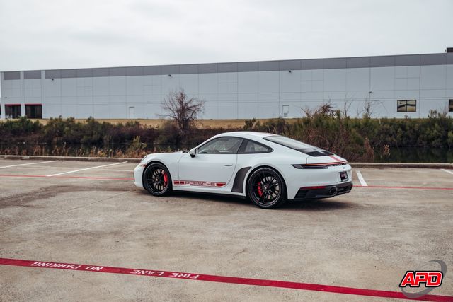 2022 Porsche 911 Carrera GTS