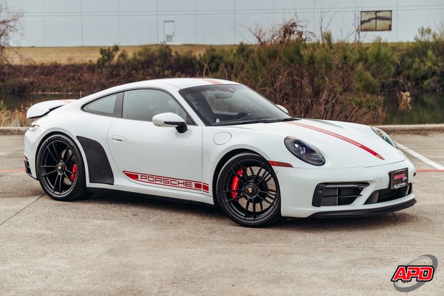 2022 Porsche 911 Carrera GTS