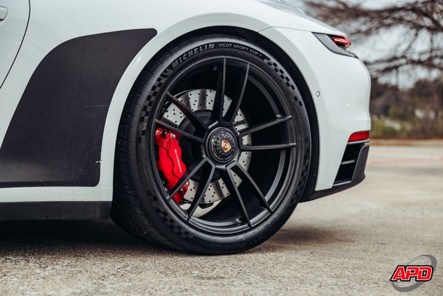 2022 Porsche 911 Carrera GTS