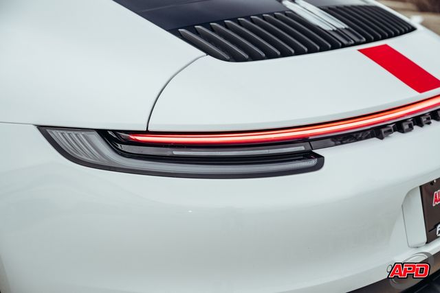 2022 Porsche 911 Carrera GTS