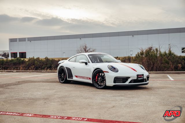 2022 Porsche 911 Carrera GTS