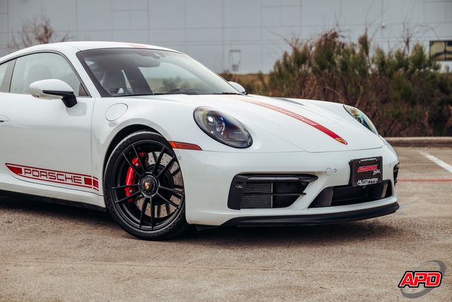 2022 Porsche 911 Carrera GTS
