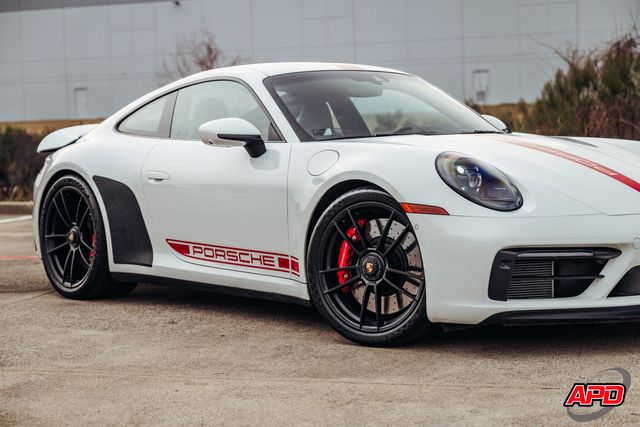 2022 Porsche 911 Carrera GTS