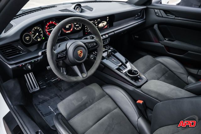 2022 Porsche 911 Carrera GTS
