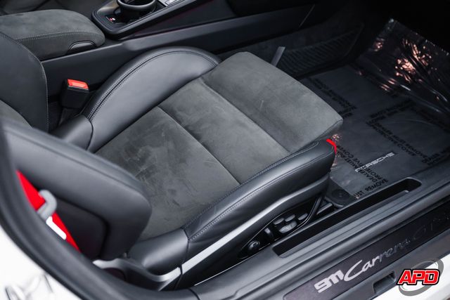 2022 Porsche 911 Carrera GTS