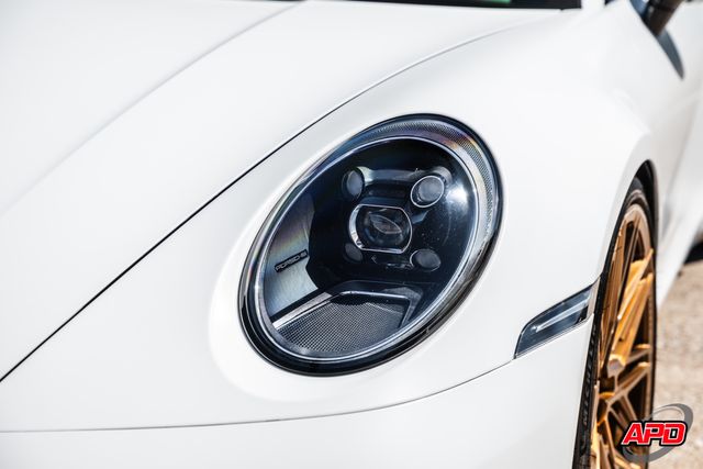 2022 Porsche 911 Carrera