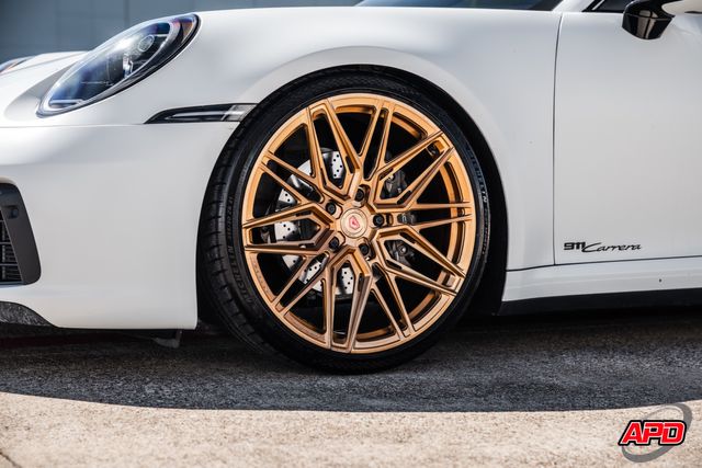 2022 Porsche 911 Carrera