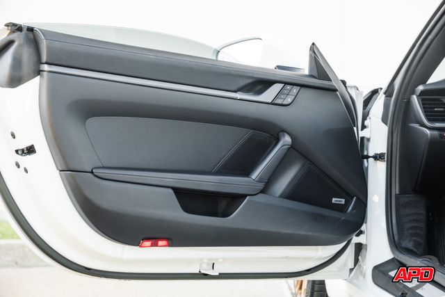 2022 Porsche 911 Carrera 2022 Porsche 911 Carrera