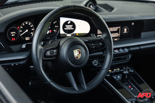 2022 Porsche 911 Carrera