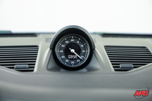 2022 Porsche 911 Carrera