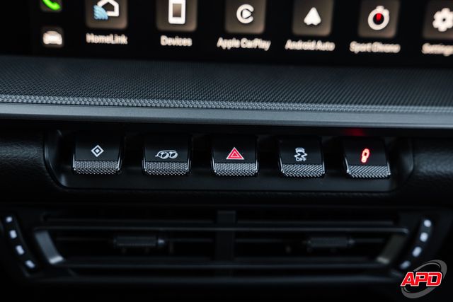 2022 Porsche 911 Carrera