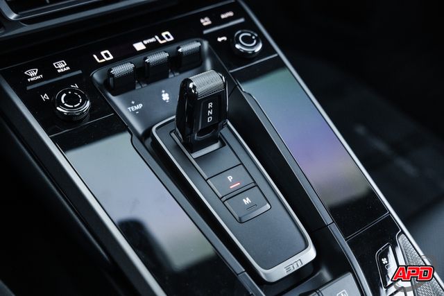 2022 Porsche 911 Carrera