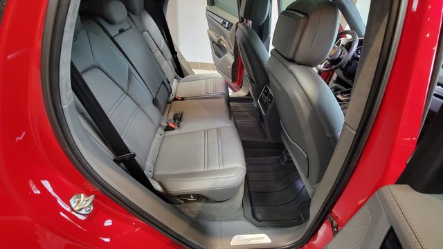 2022 Porsche Cayenne Turbo