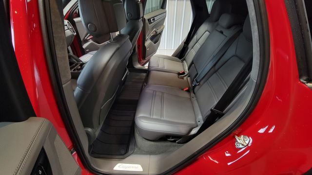 2022 Porsche Cayenne Turbo