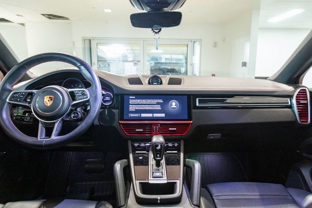 2022 Porsche Cayenne Coupe AWD Carmine Red 20" Cayenne Sport Wheels