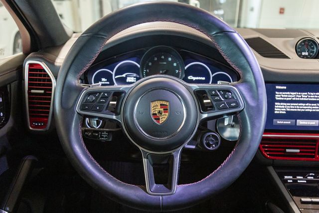 2022 Porsche Cayenne Coupe AWD Carmine Red 20" Cayenne Sport Wheels