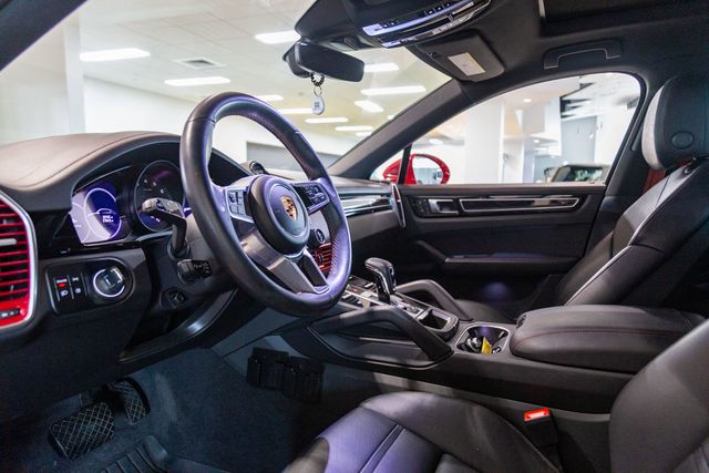 2022 Porsche Cayenne Coupe AWD Carmine Red 20" Cayenne Sport Wheels