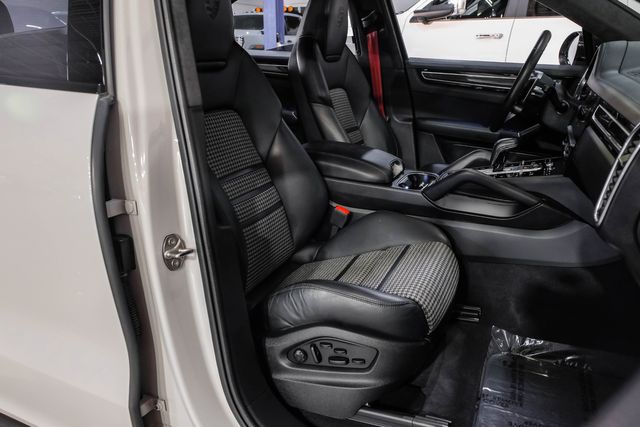 2022 Porsche Cayenne Coupe GTS Lightweight Sports Black Pkg HIGHLY OPTIONED | Dallas, TX | East Dallas Diesel 2022 Porsche Cayenne Coupe GTS Lightweight Sports Black Pkg HIGHLY OPTIONED | Dallas, TX | East Dallas Diesel