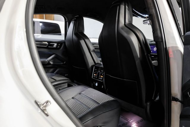 2022 Porsche Cayenne Coupe GTS Lightweight Sports Black Pkg HIGHLY OPTIONED | Dallas, TX | East Dallas Diesel 2022 Porsche Cayenne Coupe GTS Lightweight Sports Black Pkg HIGHLY OPTIONED | Dallas, TX | East Dallas Diesel