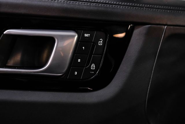 2022 Porsche Cayenne Coupe GTS Lightweight Sports Black Pkg HIGHLY OPTIONED | Dallas, TX | East Dallas Diesel 2022 Porsche Cayenne Coupe GTS Lightweight Sports Black Pkg HIGHLY OPTIONED | Dallas, TX | East Dallas Diesel