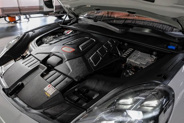 2022 Porsche Cayenne Coupe GTS Lightweight Sports Black Pkg HIGHLY OPTIONED | Dallas, TX | East Dallas Diesel 2022 Porsche Cayenne Coupe GTS Lightweight Sports Black Pkg HIGHLY OPTIONED | Dallas, TX | East Dallas Diesel