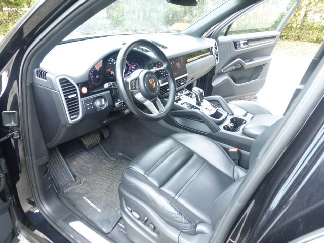 2022 Porsche Cayenne Base | Lawrence, MA | European Motorsports