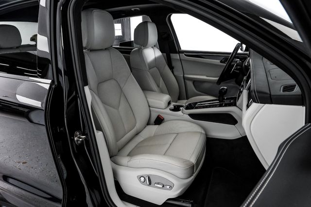 2022 Porsche Macan AWD OneOwner PerfectCarfax PremiumPkgPlus PanoRoof | Dallas, TX | Stevens Motor Company LLC 2022 Porsche Macan AWD OneOwner PerfectCarfax PremiumPkgPlus PanoRoof | Dallas, TX | Stevens Motor Company LLC