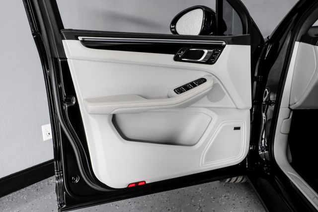 2022 Porsche Macan AWD | Dallas, TX | Stevens Motor Company LLC 2022 Porsche Macan AWD | Dallas, TX | Stevens Motor Company LLC