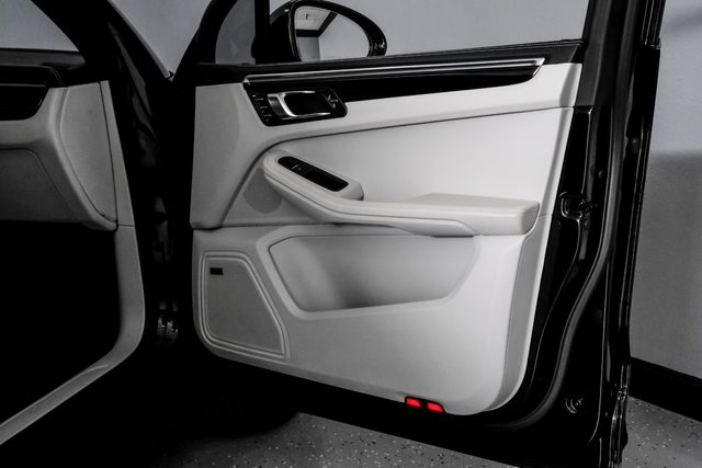 2022 Porsche Macan AWD | Dallas, TX | Stevens Motor Company LLC 2022 Porsche Macan AWD | Dallas, TX | Stevens Motor Company LLC