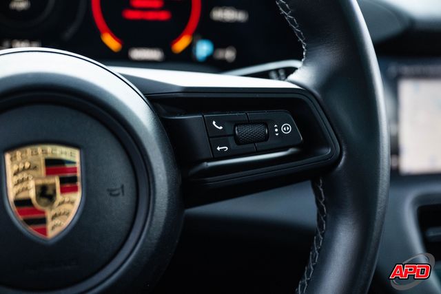 2022 Porsche Taycan 2022 Porsche Taycan