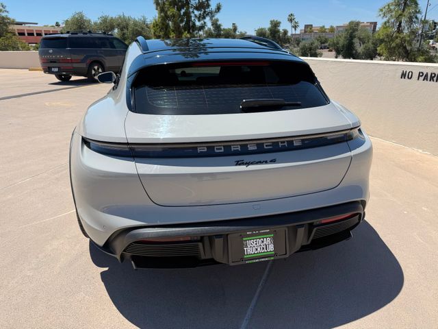 2022 Porsche Taycan 4 Cross Turismo