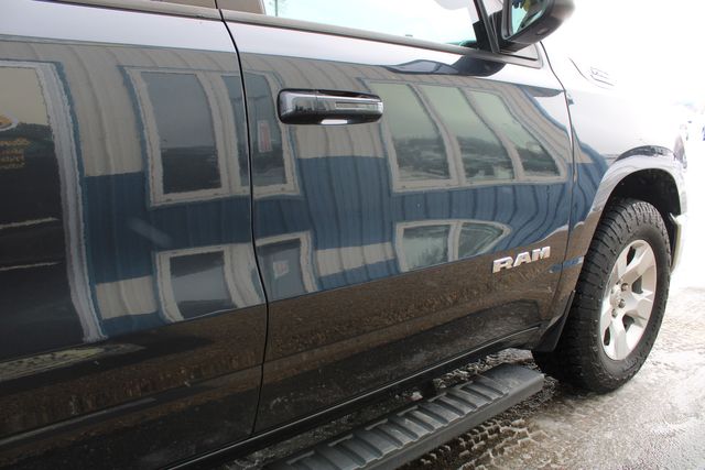 2022 Ram 1500 Big Horn Crewcab 4x2