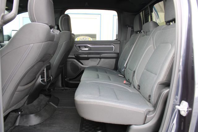 2022 Ram 1500 Big Horn Crewcab 4x2