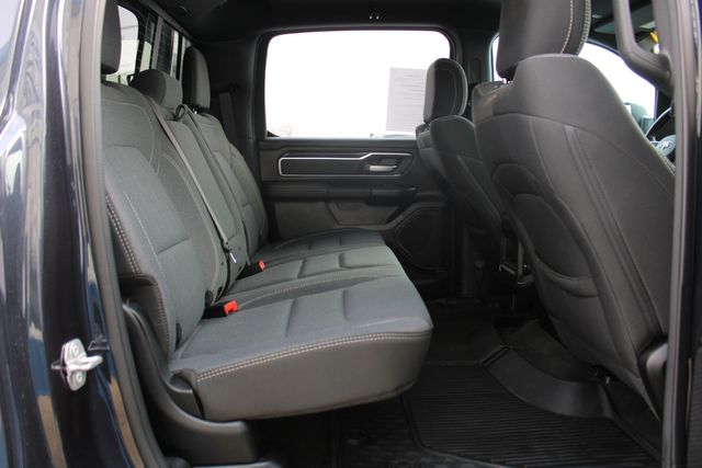 2022 Ram 1500 Big Horn Crewcab 4x2