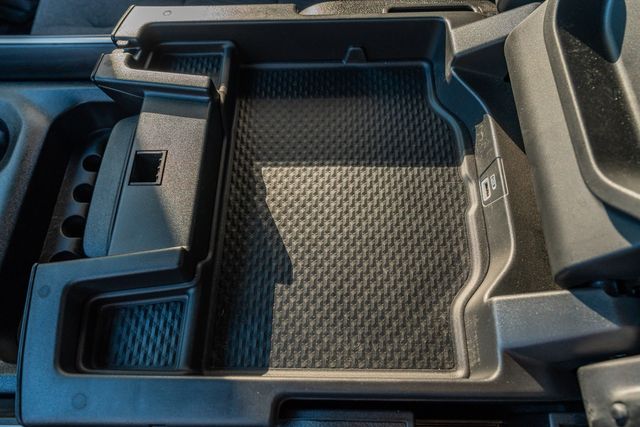 2022 Ram 1500 Lone Star 4X4 / ONE TEXAS OWNER / SUPER LOW MILES | Austin, TX | Rocky Mountain Truck Stop Austin 2022 Ram 1500 Lone Star 4X4 / ONE TEXAS OWNER / SUPER LOW MILES | Austin, TX | Rocky Mountain Truck Stop Austin