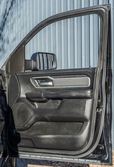 2022 Ram 1500 Lone Star 4X4 / ONE TEXAS OWNER / SUPER LOW MILES | Austin, TX | Rocky Mountain Truck Stop Austin