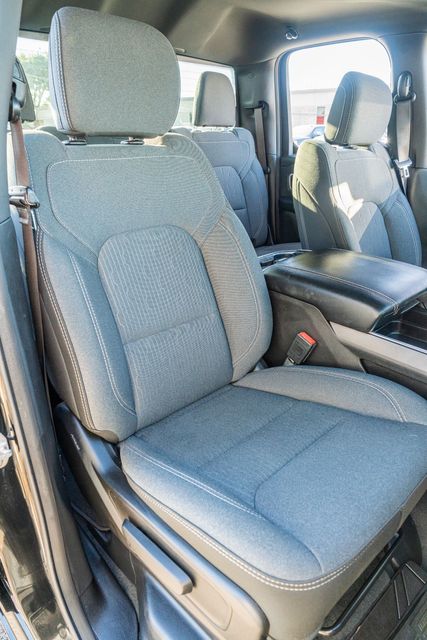 2022 Ram 1500 Lone Star 4X4 / ONE TEXAS OWNER / SUPER LOW MILES | Austin, TX | Rocky Mountain Truck Stop Austin 2022 Ram 1500 Lone Star 4X4 / ONE TEXAS OWNER / SUPER LOW MILES | Austin, TX | Rocky Mountain Truck Stop Austin