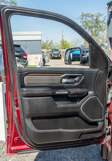 2022 Ram 1500 Laramie CREW CAB 4X4 / TURBO DIESEL / TEXAS OWNED | Dallas, TX | Rocky Mountain Truck Stop Dallas 2022 Ram 1500 Laramie CREW CAB 4X4 / TURBO DIESEL / TEXAS OWNED | Dallas, TX | Rocky Mountain Truck Stop Dallas