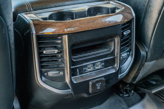 2022 Ram 1500 Laramie CREW CAB 4X4 / TURBO DIESEL / TEXAS OWNED | Dallas, TX | Rocky Mountain Truck Stop Dallas 2022 Ram 1500 Laramie CREW CAB 4X4 / TURBO DIESEL / TEXAS OWNED | Dallas, TX | Rocky Mountain Truck Stop Dallas