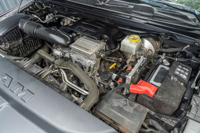 2022 Ram 1500 Limited CREW CAB / NIGHT EDITION / HUGE 12" SCREEN | Austin, TX | Rocky Mountain Truck Stop Austin 2022 Ram 1500 Limited CREW CAB / NIGHT EDITION / HUGE 12" SCREEN | Austin, TX | Rocky Mountain Truck Stop Austin