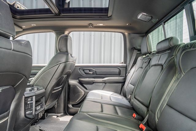 2022 Ram 1500 Limited CREW CAB / NIGHT EDITION / HUGE 12" SCREEN | Austin, TX | Rocky Mountain Truck Stop Austin 2022 Ram 1500 Limited CREW CAB / NIGHT EDITION / HUGE 12" SCREEN | Austin, TX | Rocky Mountain Truck Stop Austin
