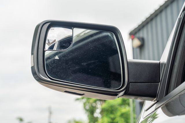 2022 Ram 1500 Limited CREW CAB / NIGHT EDITION / HUGE 12" SCREEN | Dallas, TX | Rocky Mountain Truck Stop Dallas 2022 Ram 1500 Limited CREW CAB / NIGHT EDITION / HUGE 12" SCREEN | Dallas, TX | Rocky Mountain Truck Stop Dallas