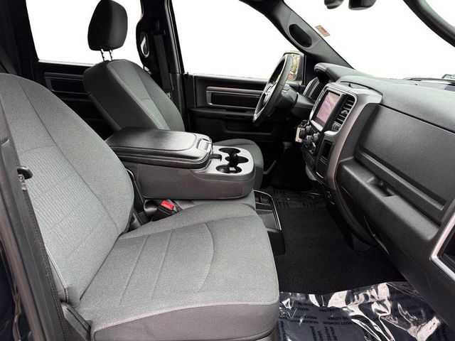 2022 Ram 1500 Classic Warlock Crew Cab 4x4 57' Box | Arlington Heights, IL | Gmotorcars 2022 Ram 1500 Classic Warlock Crew Cab 4x4 57' Box | Arlington Heights, IL | Gmotorcars