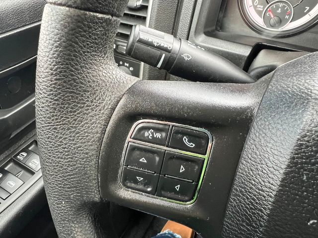 2022 Ram 1500 Crew Cab 4x4 Tradesman