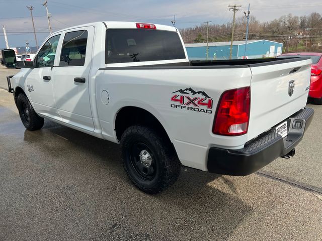 2022 Ram 1500 Crew Cab 4x4 Tradesman