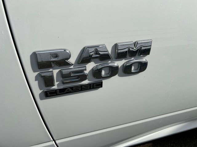 2022 Ram 1500 Crew Cab 4x4 Tradesman