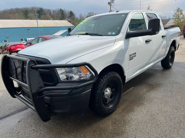 2022 Ram 1500 Crew Cab 4x4 Tradesman
