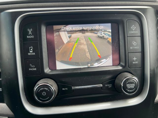 2022 Ram 1500 Crew Cab 4x4 Tradesman